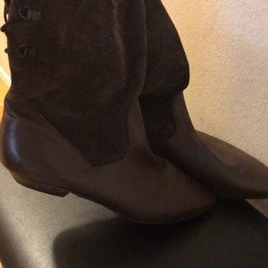 Knee high vintage leather and suede boots. New♥️